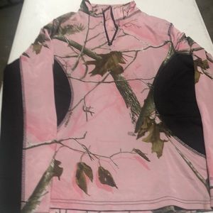 Real tree pullover base layer. P76